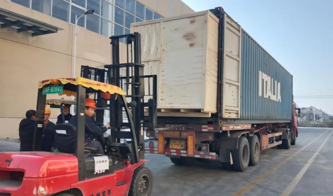 迅鐳激光旗艦機(jī)型成功交付德國，中國智造閃耀歐洲高端市場！(圖2)