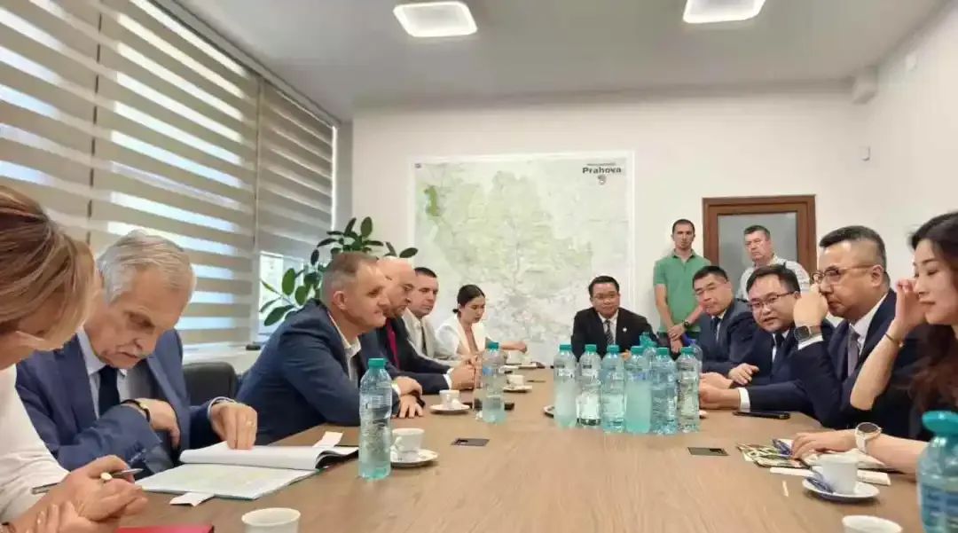 迅鐳激光董事長顏章健率隊(duì)赴歐洲進(jìn)行商務(wù)考察（二）(圖4)